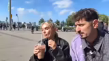 Komplimente und Hänseleien