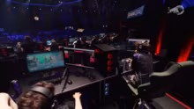 Red Bull Reshuffle 50.000€ live aus Wien