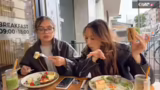 Restaurantbesuch, Verlobung e…