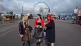 Ankunft am Frühlingsfest, Los…