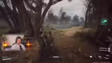 Gameplay-Erkundung und Waffen…