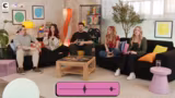 Brettspiel-Show mit bekannten Persönlichkeiten veranstaltet