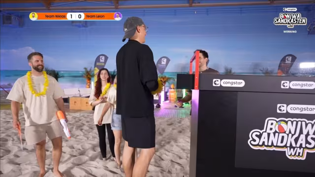 Vier Teams kämpften um die goldene Kokosnuss bei einem Turnier mit acht Spielen