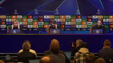 Live: Pressekonferenz mit Julian Brandt…