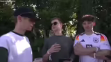Diskussionen über Burger, Soß…