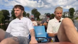 Kanutour auf der Alster: Nici und Leon entdecken Hamburg