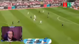 Fußballspiel-Analyse und Komm…