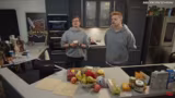 Experimenteller Kreativstream: Süßes Sushi und neue Merchkollektion