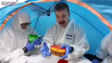Soaströmming-Challenge im Zelt