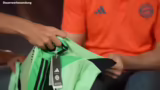 Bewertung der Fußballspieler…