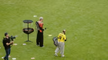 Hide and Seek im BVB Stadion mit Zarbex…