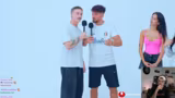 Mit Musik und neuer Brille wurde die Rückkehr gefeiert