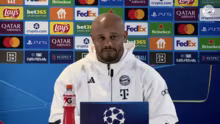 LIVE ! Die Pressekonferenz mit Neuer &…