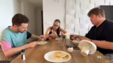 Donations und Pancake Zuberei…