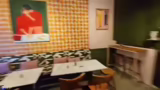 Ankunft in Pizzeria und Small…