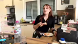Frühstückszubereitung und Dis…
