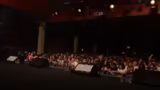Paracek eröffnet die Show in…