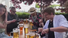 Biergarten mit nicen Menschen!