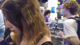 Erkundung des Gamescom-Merchs…