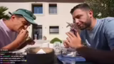 Flirten mit Kellnerin und Spr…