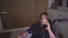 imitiere eine Frauenstimme