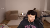 Imitiere eine Frauenstimme