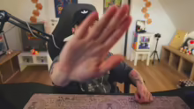 REACT MONDAY! (KuchenTV vs. LetsHugo /…