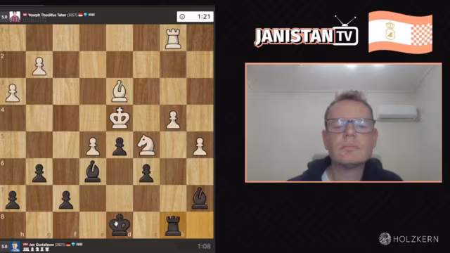 Schachpartien werden gespielt und Turniervorschau angekündigt