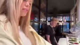 Buffet-Besuch und Stream-Ende…