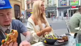 Gespräche über Paris, Fußnäge…