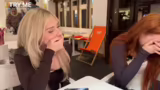 2 FRAUEN AUF DIRNDL JAGD l !snocks !gam…