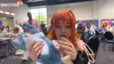 Cosplay-Enthüllung und Intera…