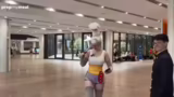 Cosplay-Enthüllung und Hotchi…