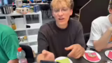 Geburtstagsfeier und Stream-A…
