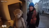 Sponsoring, Kuscheltierliebe…