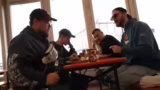 Snackpause, Raids und persönl…