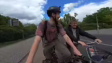 Fahrradtour, Frisuren und EM-…
