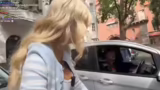 Chaos beim Ausladen und Kriti…