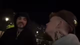 Rap-Pause, Waschbecken-Gestän…