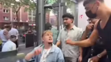 Friseurtermin und Musikvideo-…