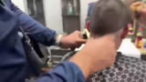 Haarschnitt im Barbershop 3.6…