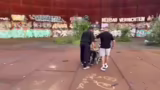 Performance, Outfit-Check und…