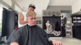 Friseurtermin und Design-Ents…
