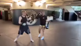 Kickboxen Grundlagen und Tech…
