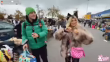 Flohmarkt-Erkundung und Sideq…