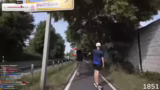 Ankunft in Köln, Interaktione…
