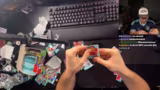 Chaos bei Panini-Pack-Öffnung und emotionale Reflexionen