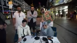 Gemeinsames Spielerlebnis in Frankfurter Location