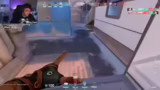Valorant Gameplay und Chat-In…