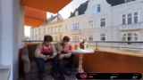 Besuch im Studentenwohnheim,…